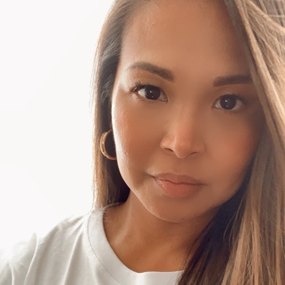 Meet your Posher, Roxanne - Picture 1 of 1